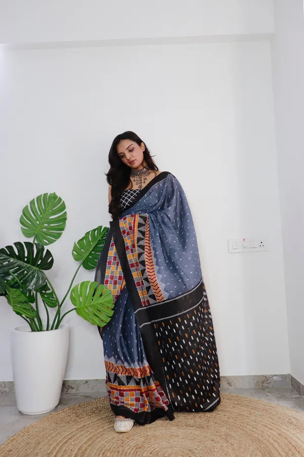 HANDICRAFT_WOMEN'S_Ikkat_PRINT_PURE_SOFT_COTTON_SAREE_WITH_BLOUSE_PIECE_With_Blouse_Piece